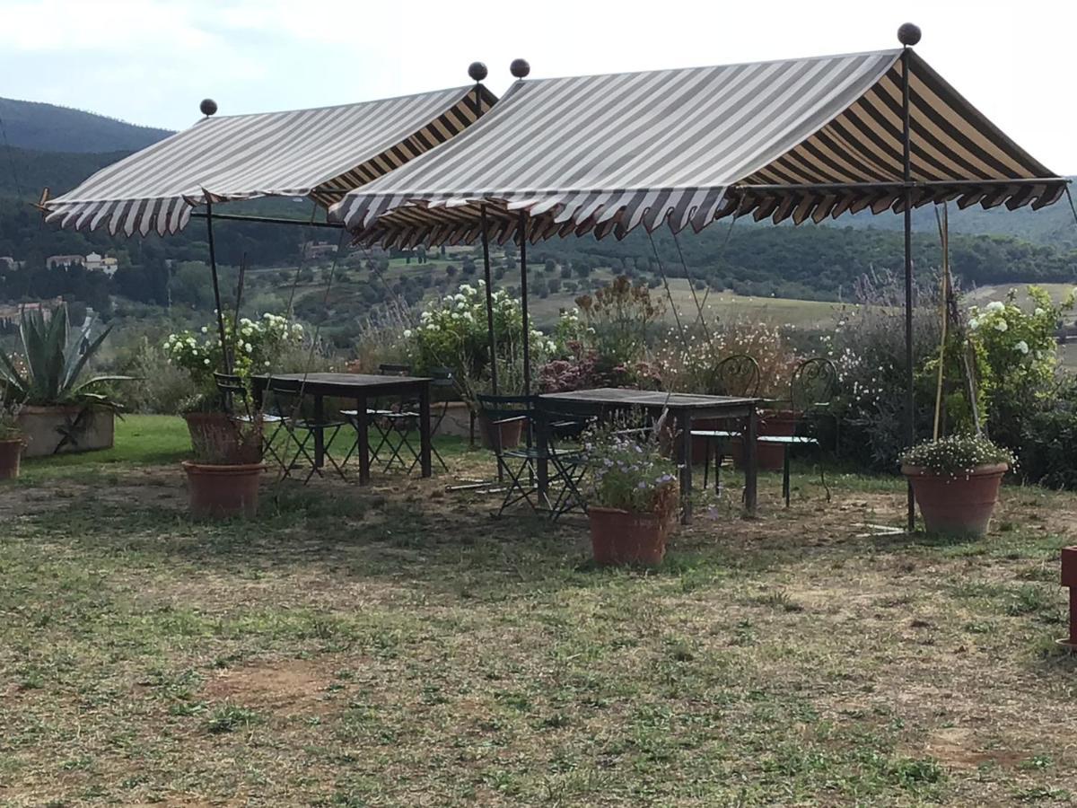 Le Tassinaie